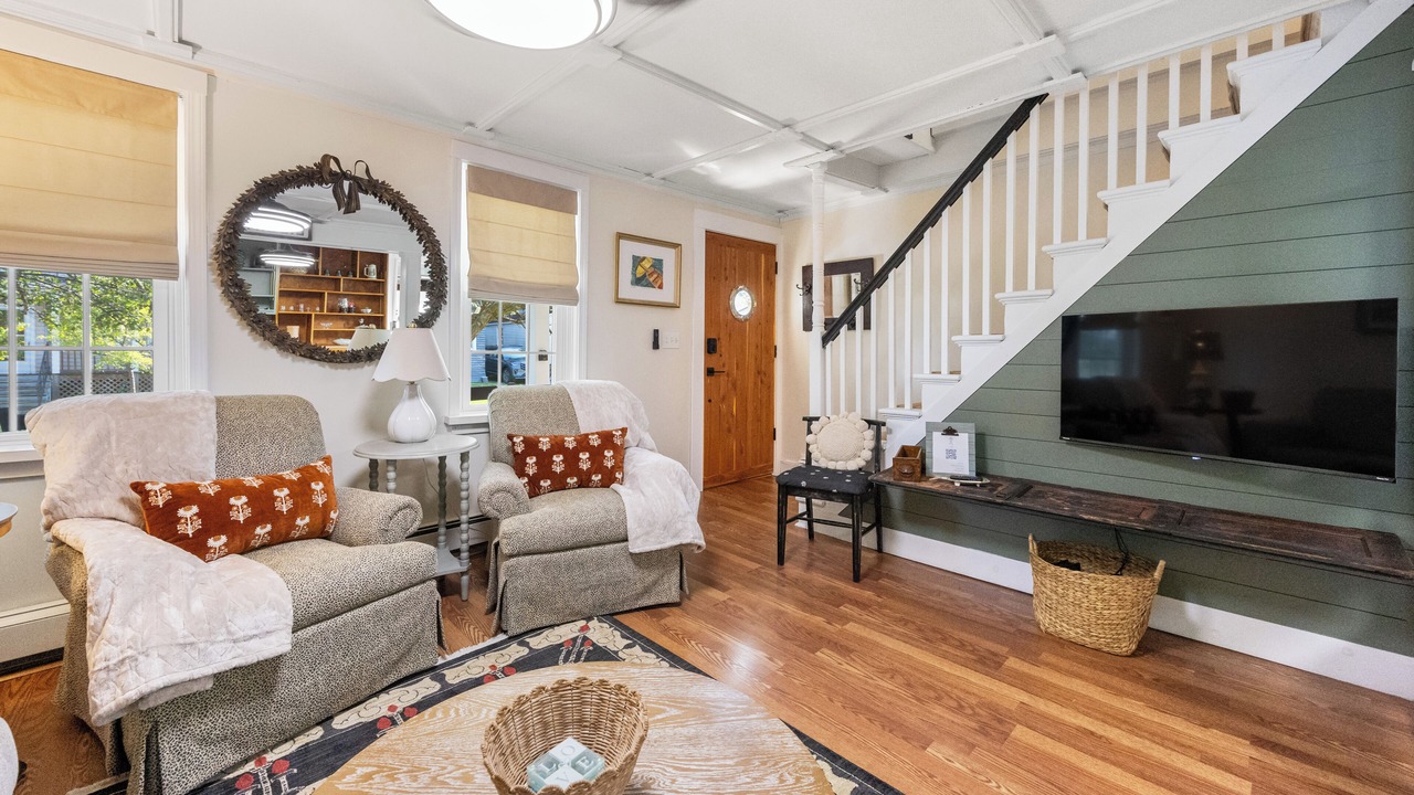 Photo of Livingroom in Oswego