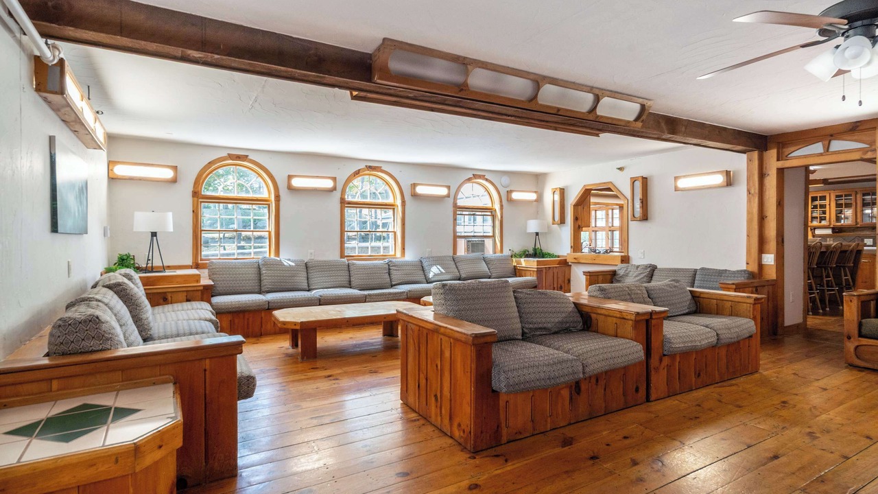 Photo of Livingroom in West Dover