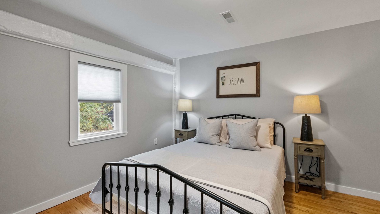 Photo of Bedroom in Bradford