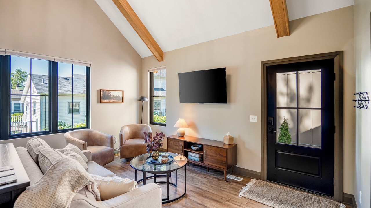 Photo of Livingroom in Bowling Green