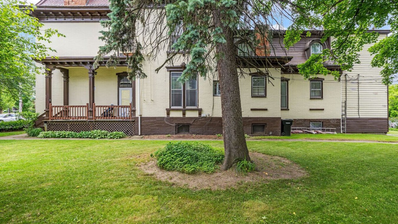 Photo of Outdoor in Newtonville