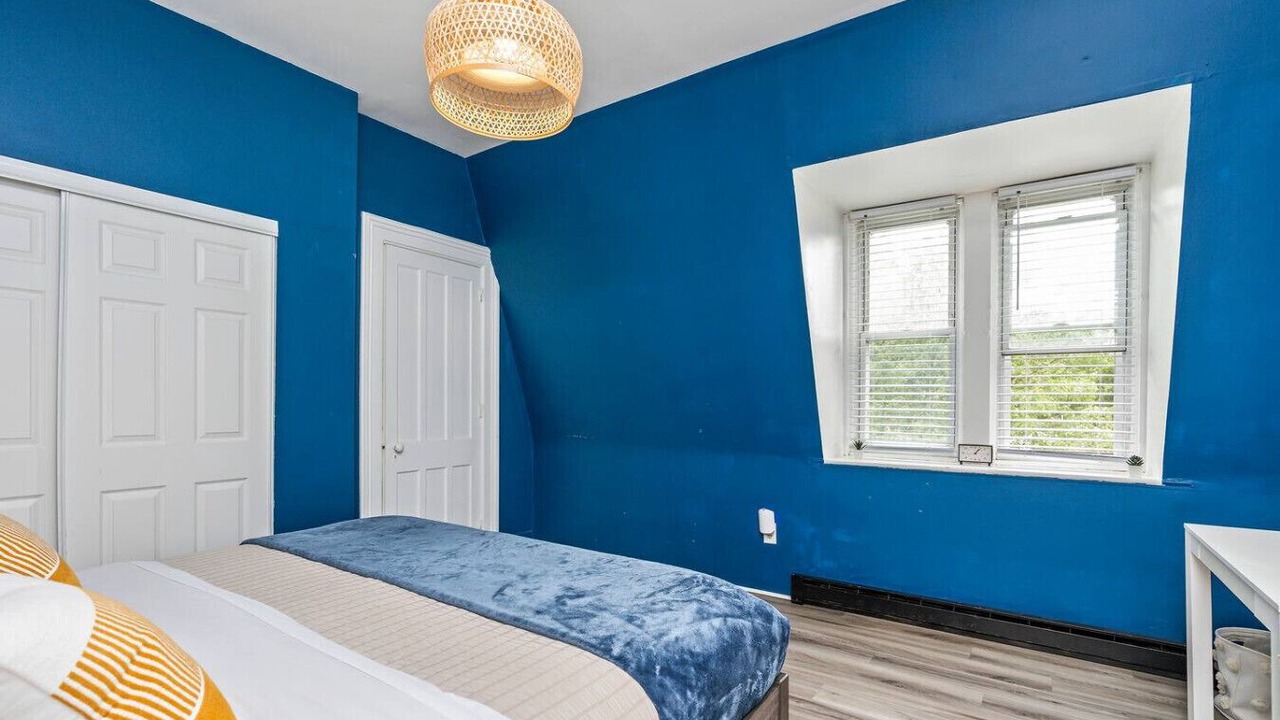 Photo of Bedroom in Newtonville