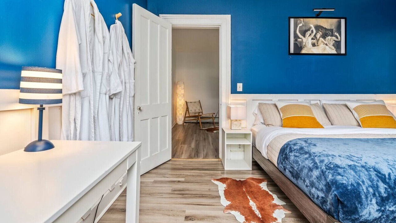 Photo of Bedroom in Newtonville