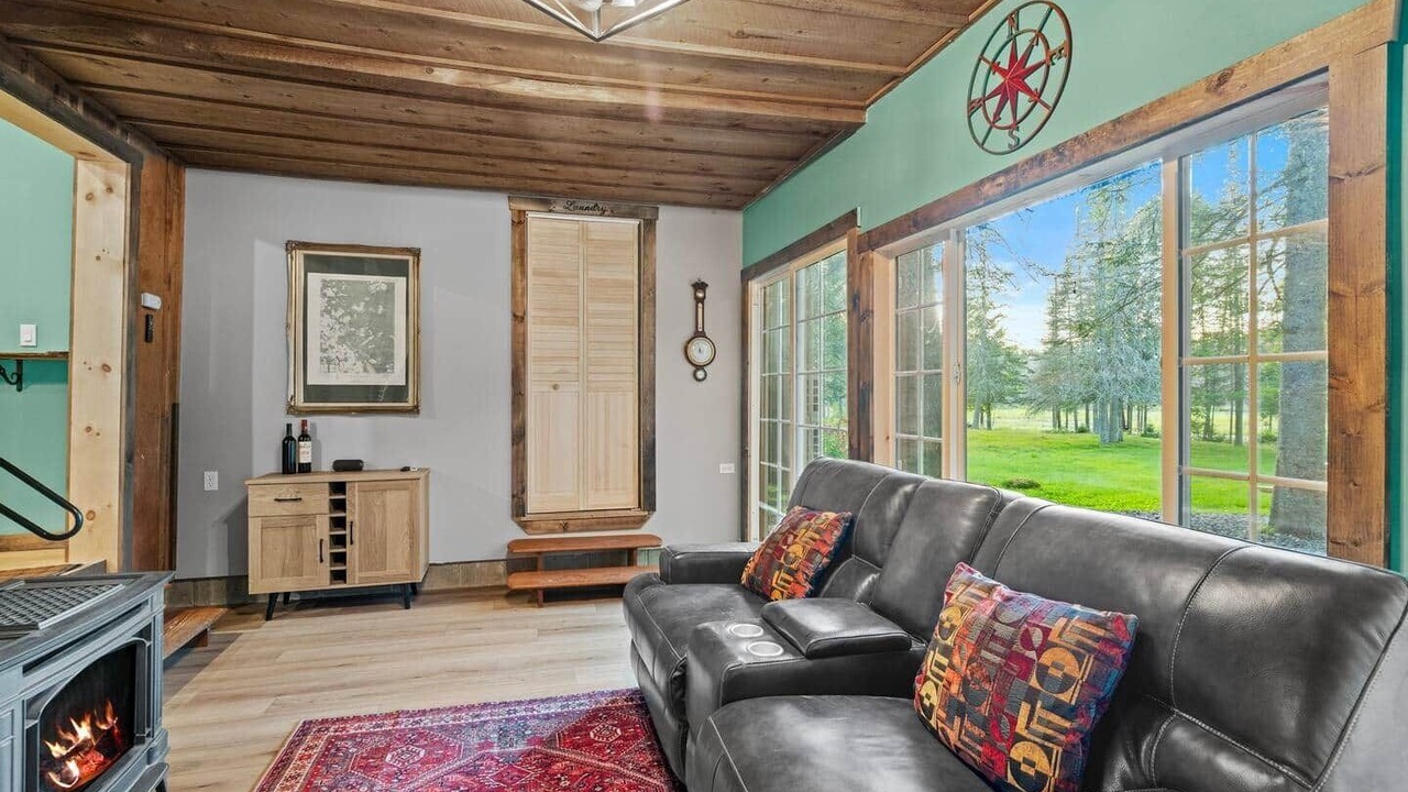 Photo of Livingroom in Forestport