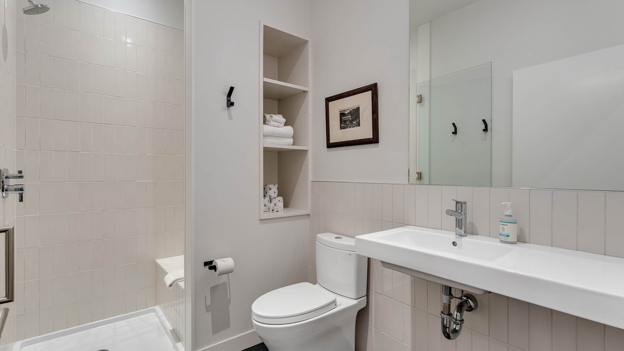 Photo of Bathroom in Warren