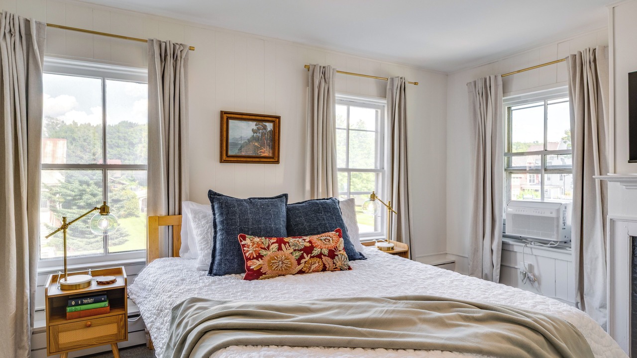 Photo of Bedroom in Waterbury