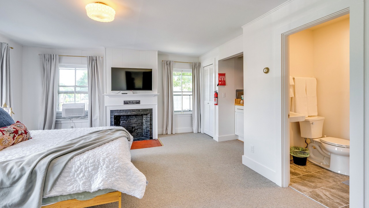 Photo of Bedroom in Waterbury