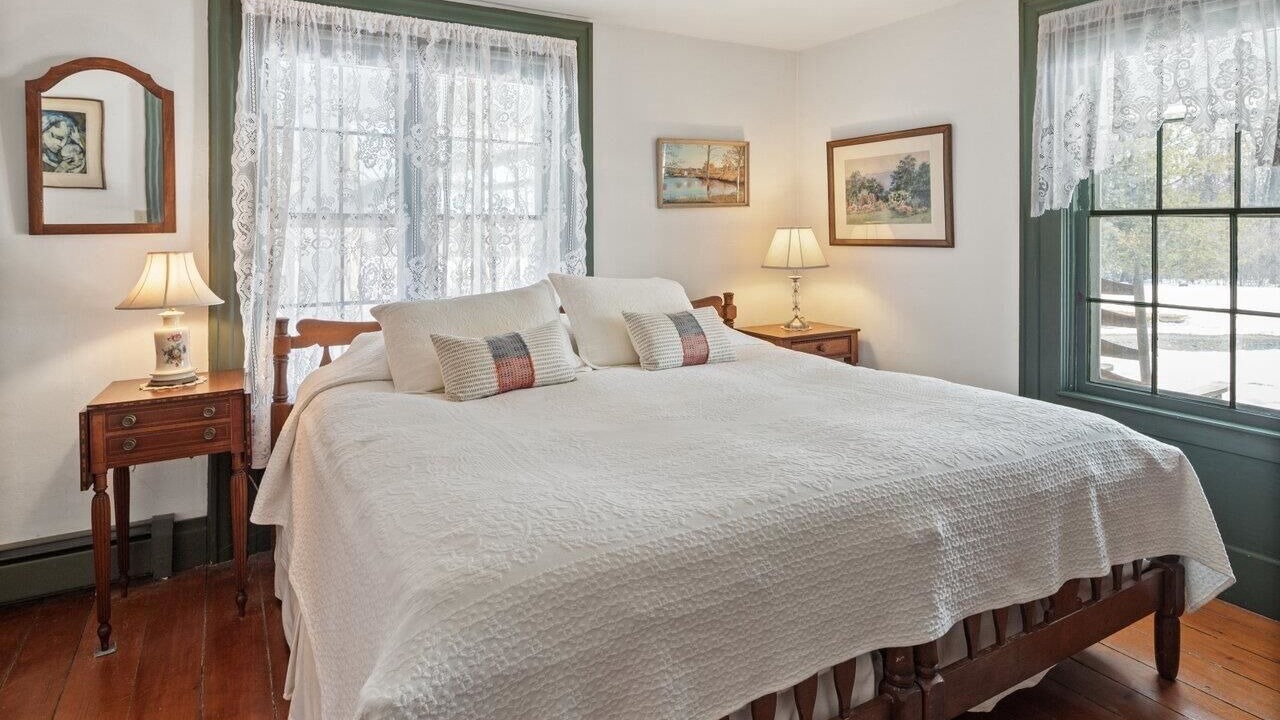 Photo of Bedroom in Addison
