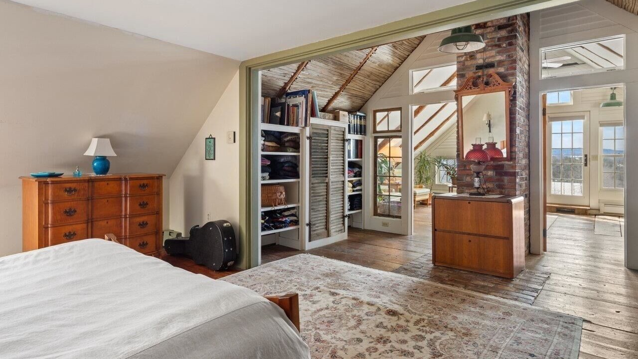 Photo of Bedroom in Addison