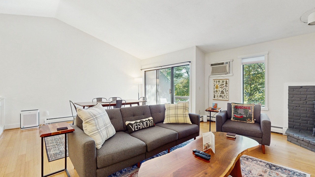 Photo of Livingroom in Quechee
