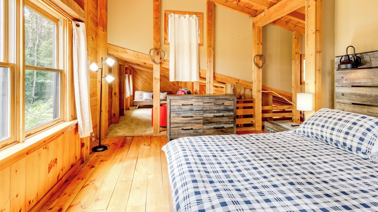 Photo of Bedroom in Queensbury