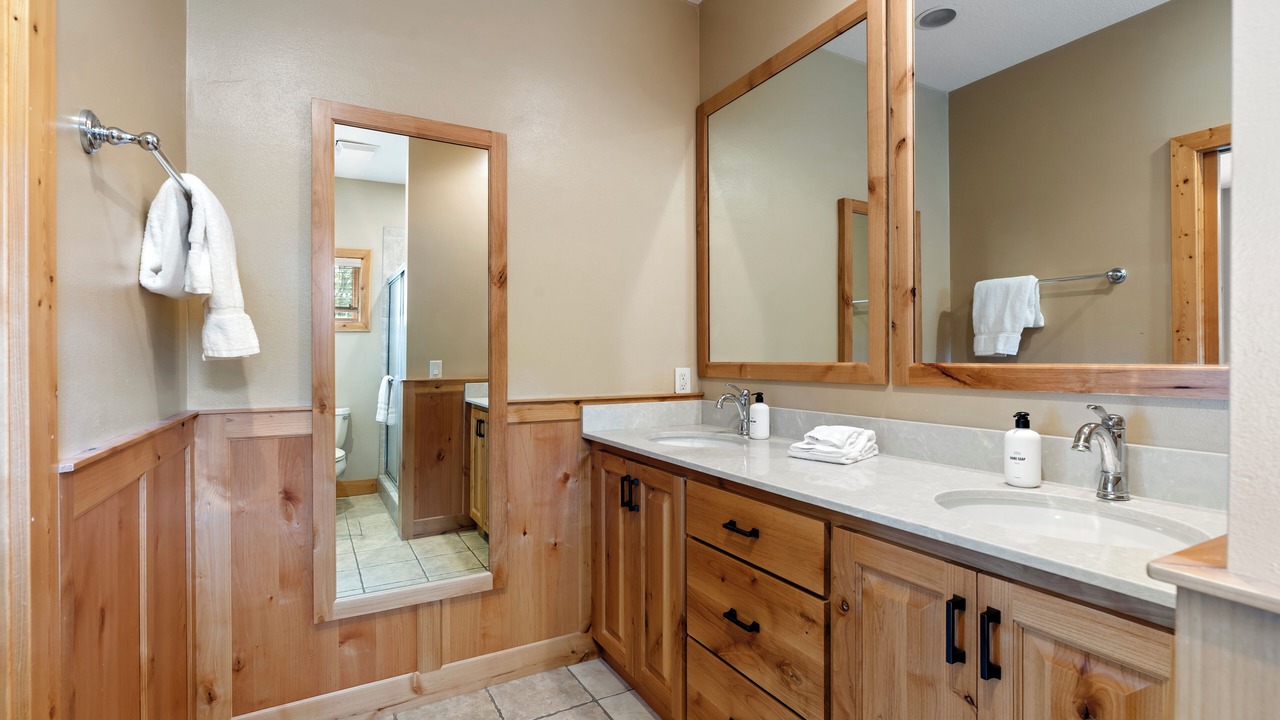 Photo of Bathroom in Crosslake