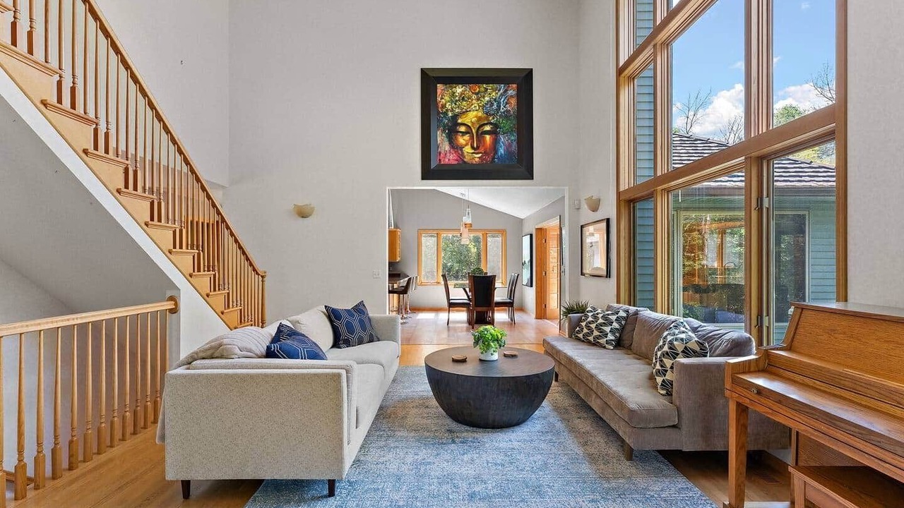 Photo of Livingroom in Dayton