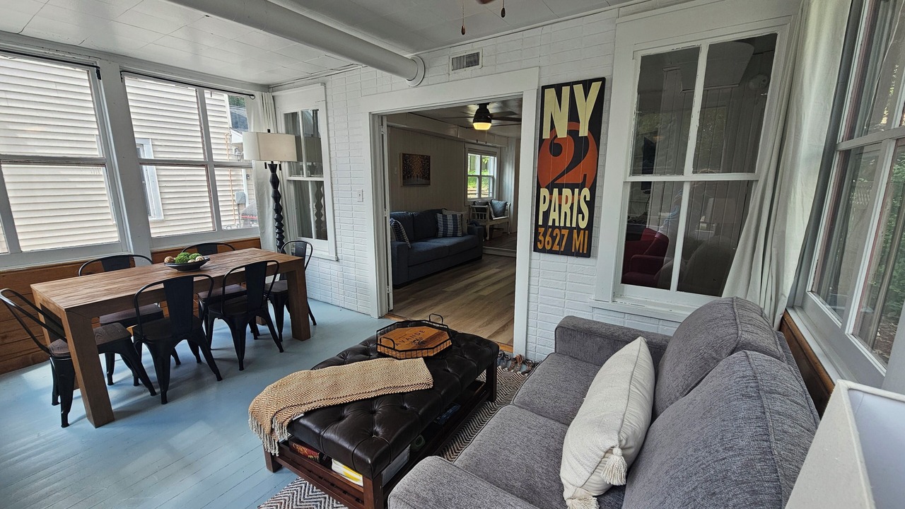 Photo of Livingroom in Clear Lake