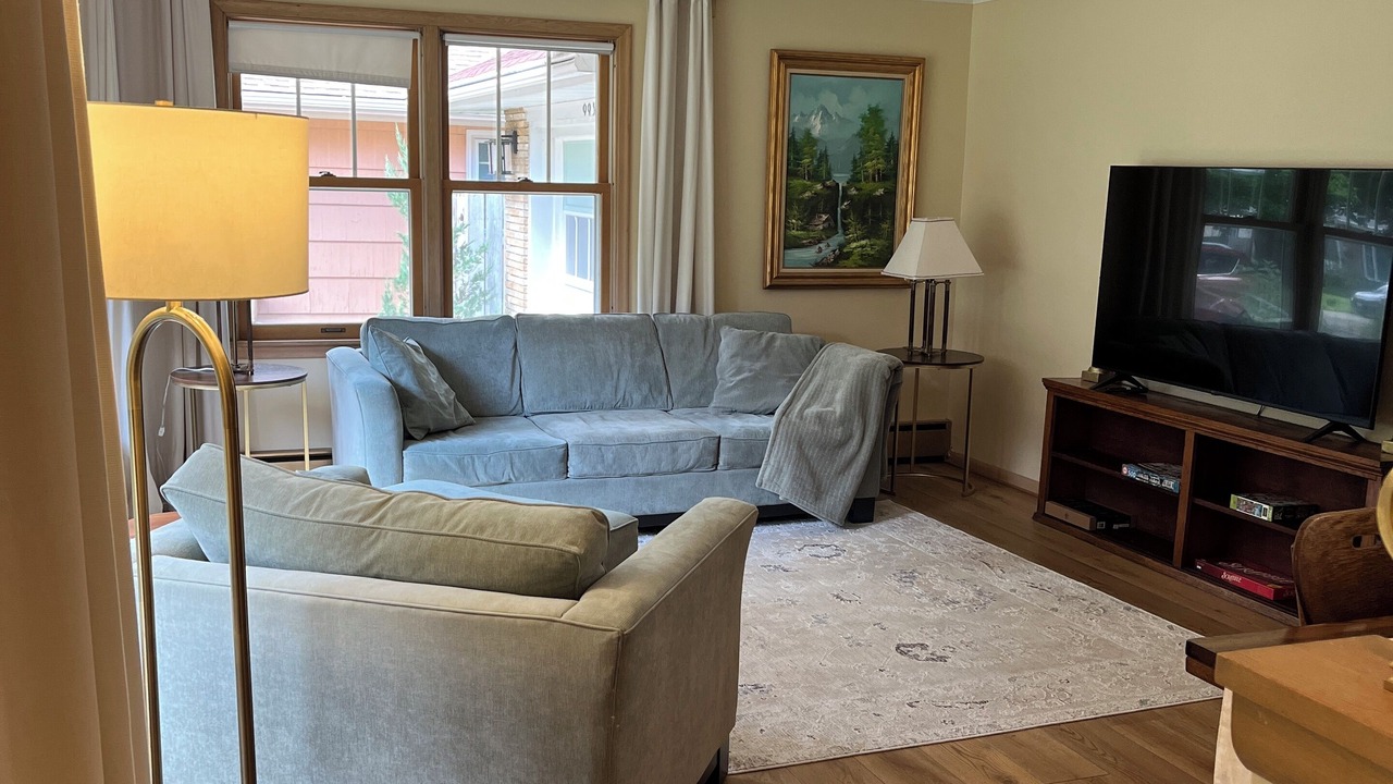 Photo of Livingroom in Payne - Phalen