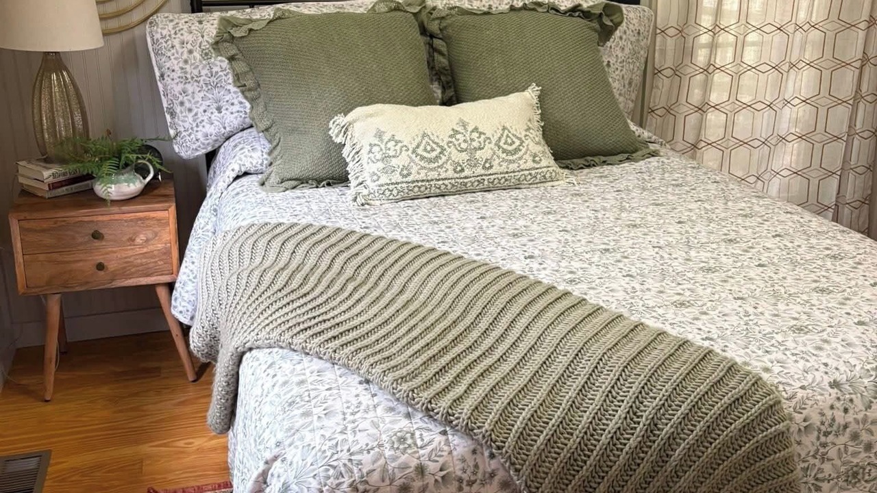 Photo of Bedroom in Peaks