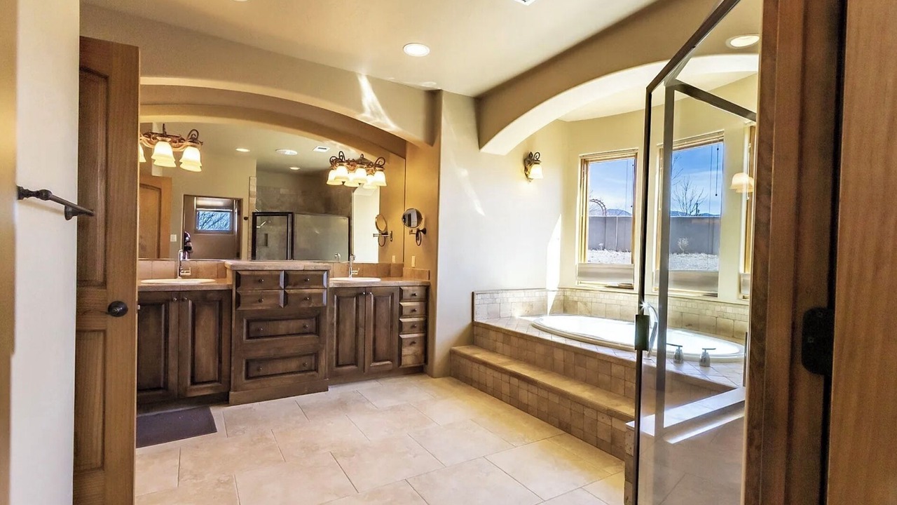 Photo of Bathroom in North Albuquerque Acres