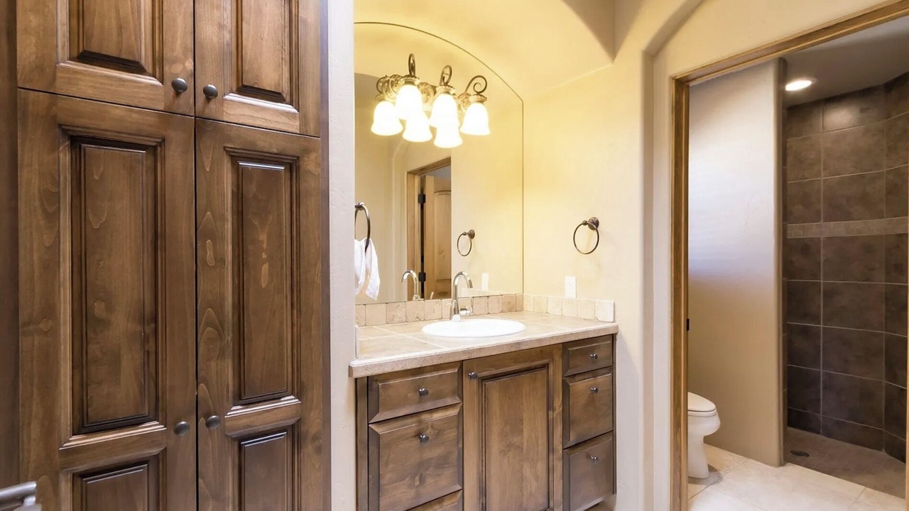 Photo of Bathroom in North Albuquerque Acres