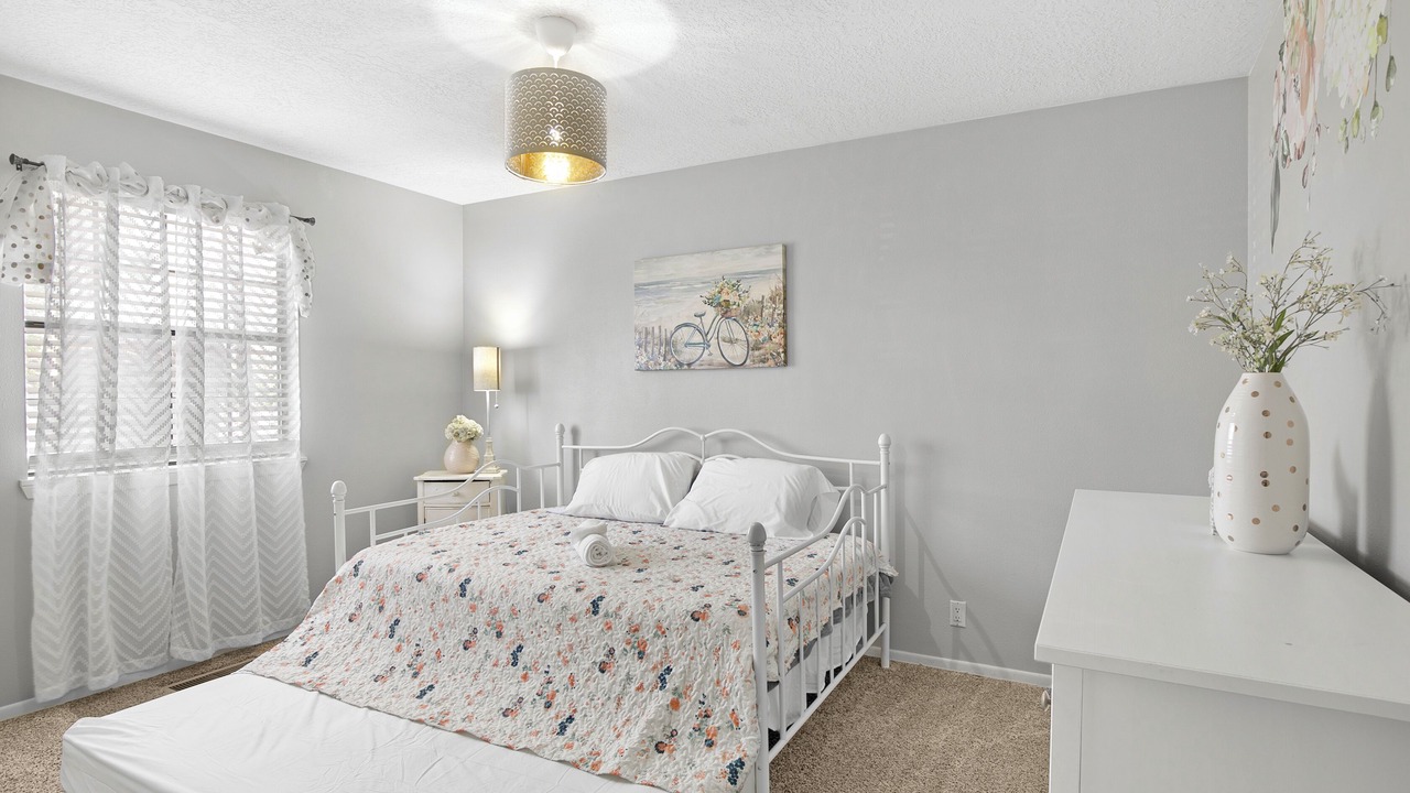 Photo of Bedroom in Los Lunas