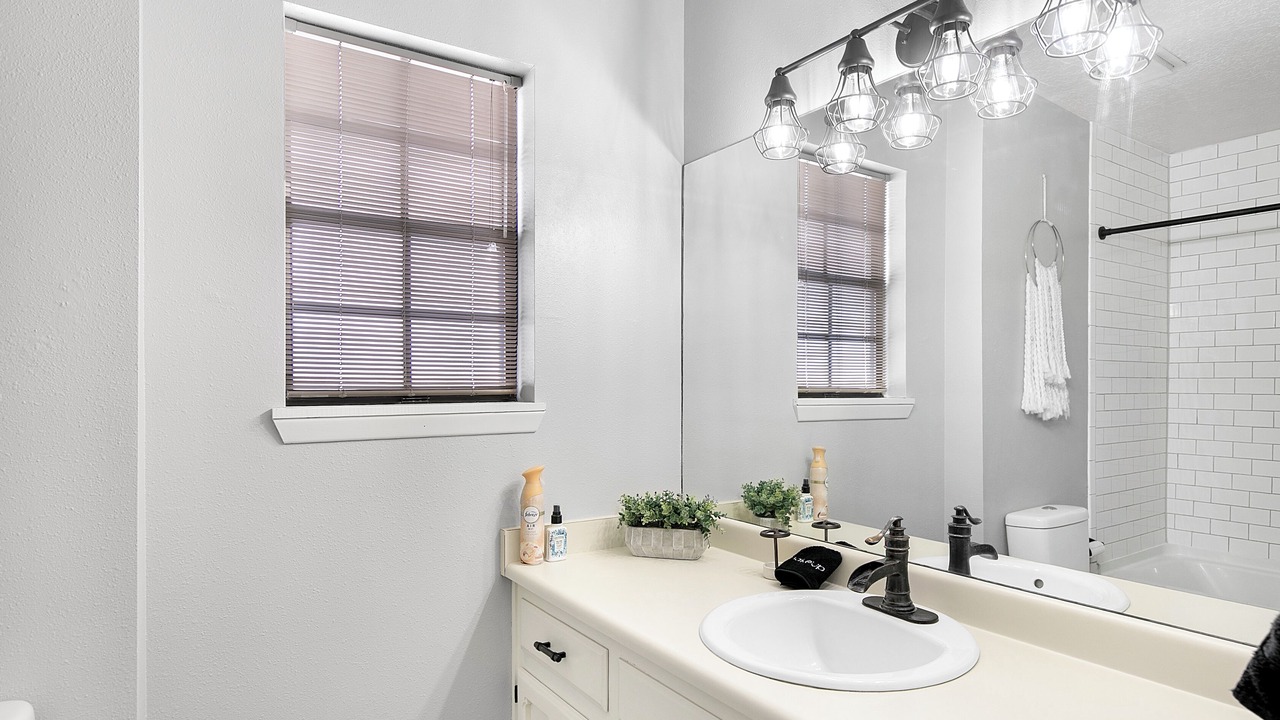 Photo of Bathroom in Los Lunas