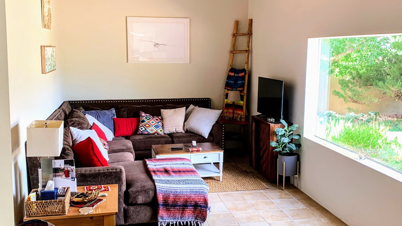 Photo of Livingroom in Taos
