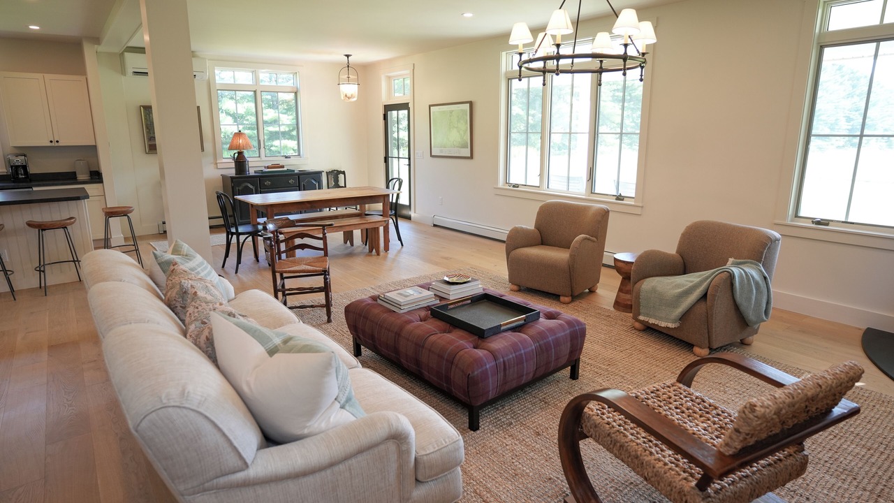 Photo of Livingroom in Manchester Center