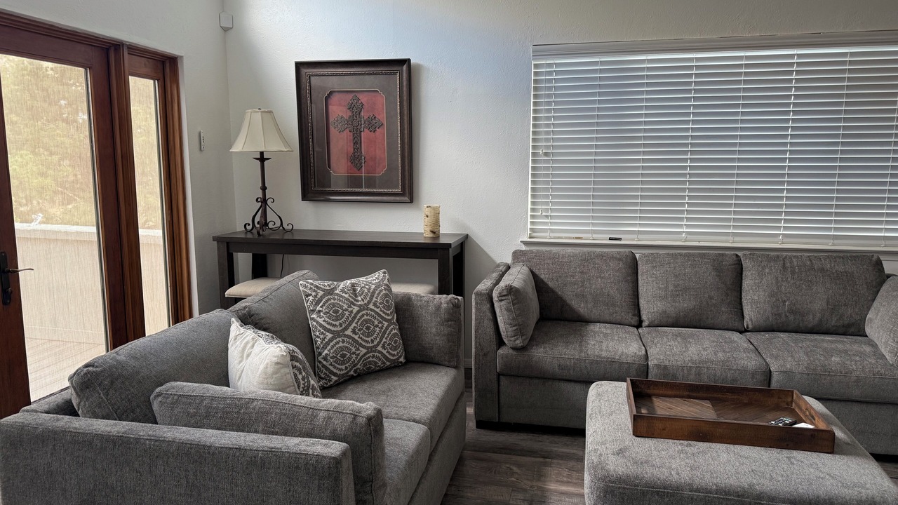 Photo of Livingroom in Sandia Heights South