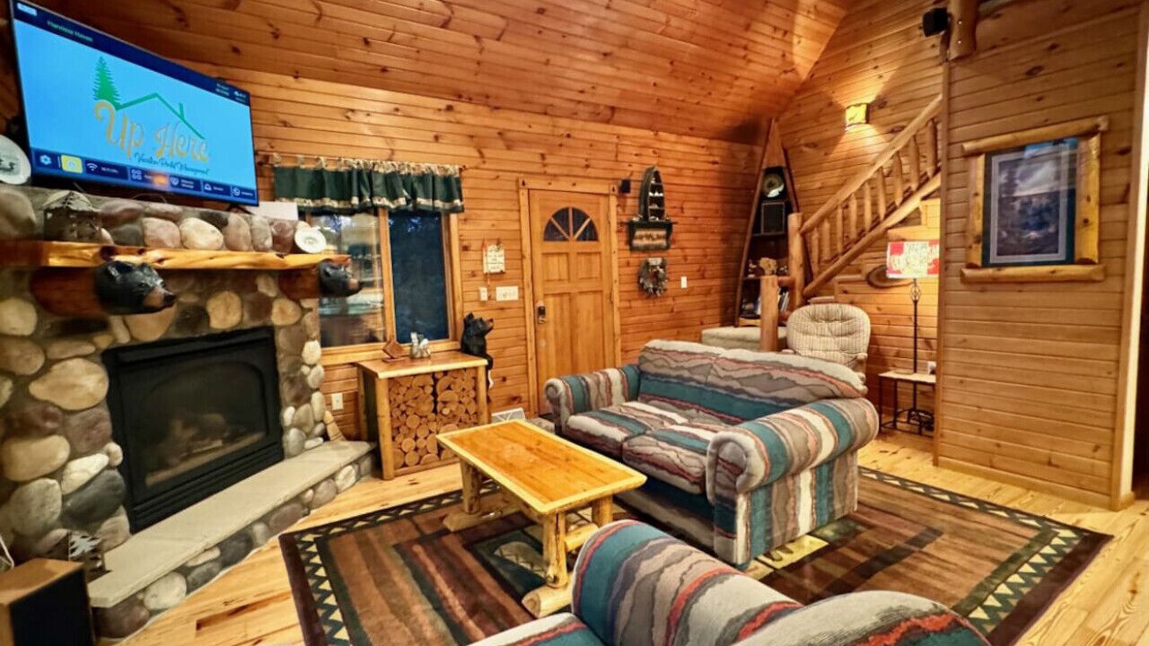 Photo of Livingroom in Webb Lake