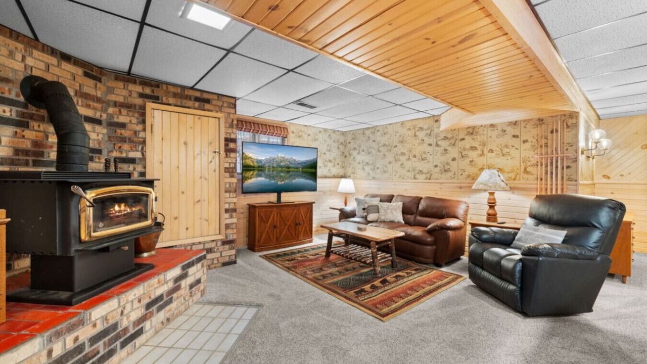 Photo of Livingroom in Danbury