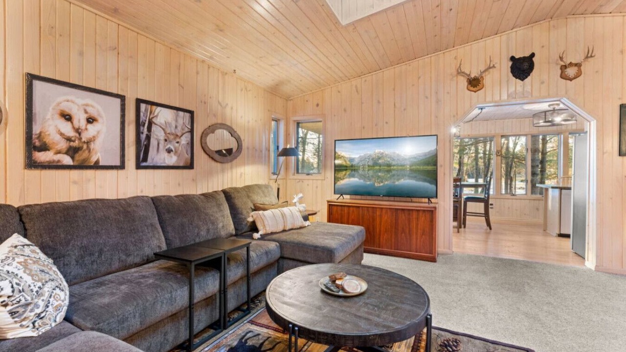 Photo of Livingroom in Danbury