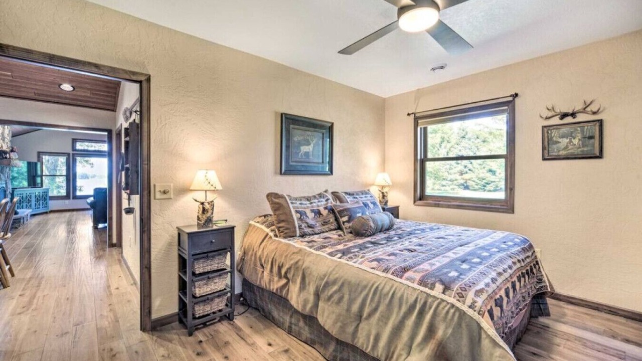 Photo of Bedroom in Siren