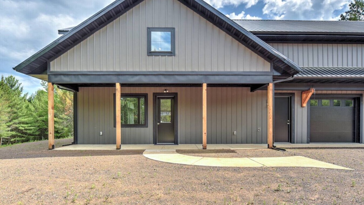 Photo of Outdoor in Markville