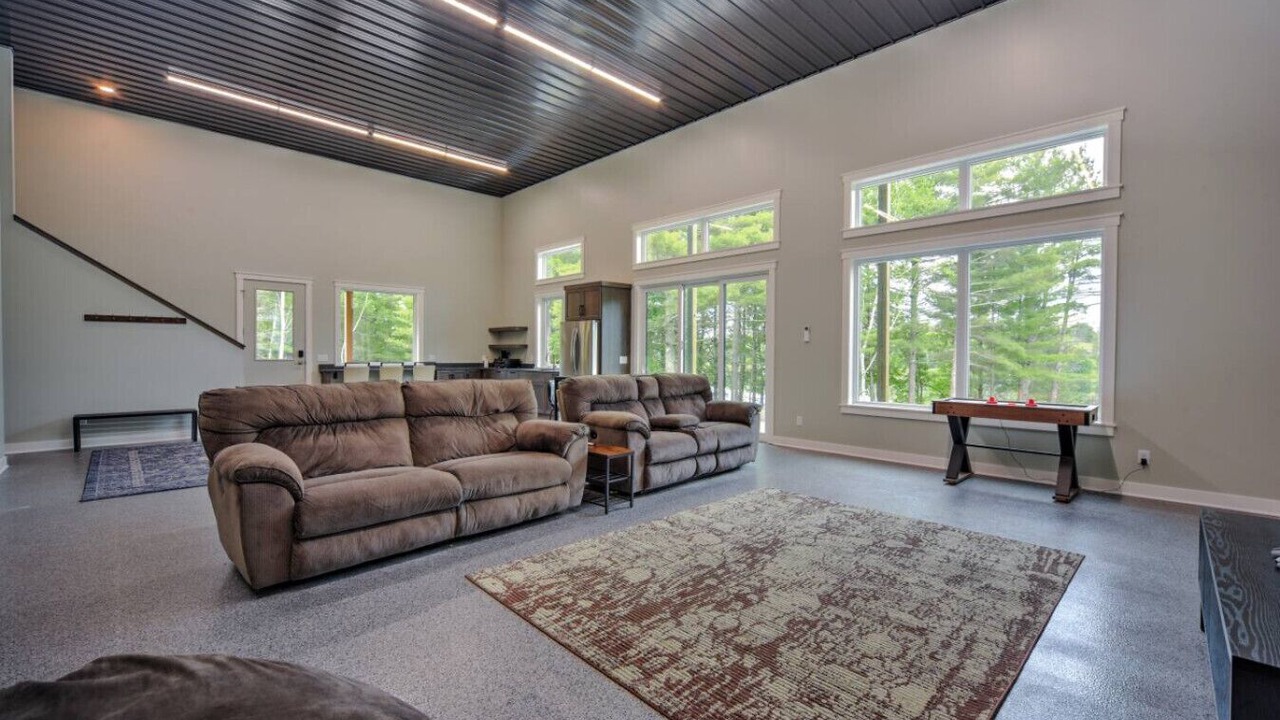 Photo of Livingroom in Markville