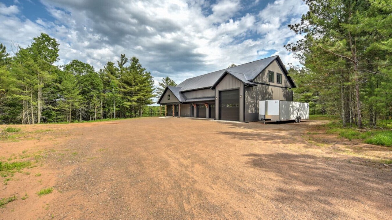 Photo of Outdoor in Markville