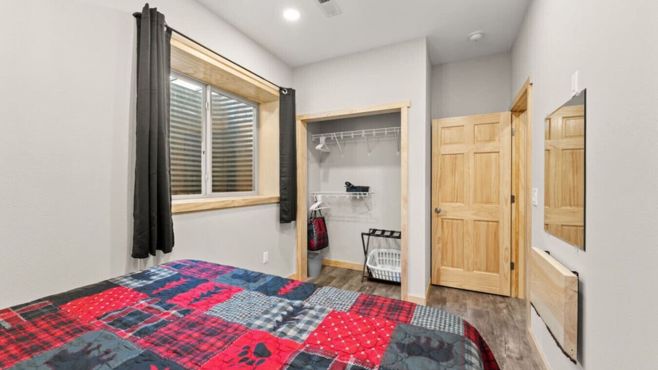 Photo of Bedroom in Markville