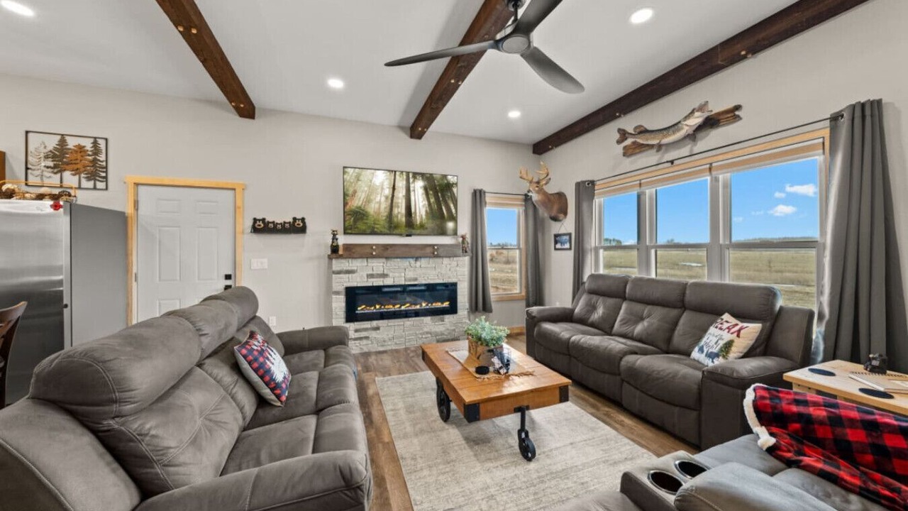 Photo of Livingroom in Markville