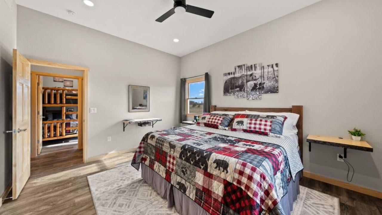 Photo of Bedroom in Markville