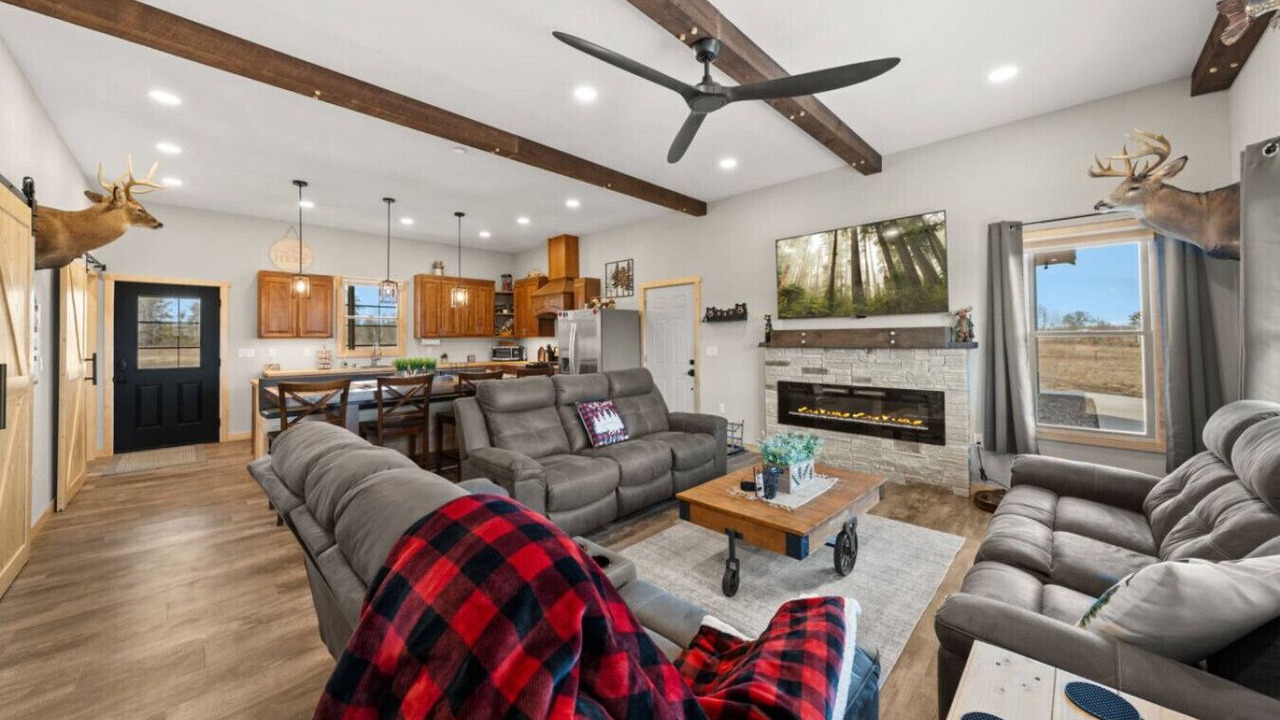 Photo of Livingroom in Markville
