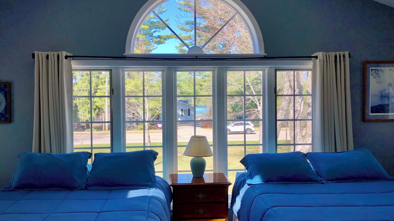 Photo of Bedroom in King