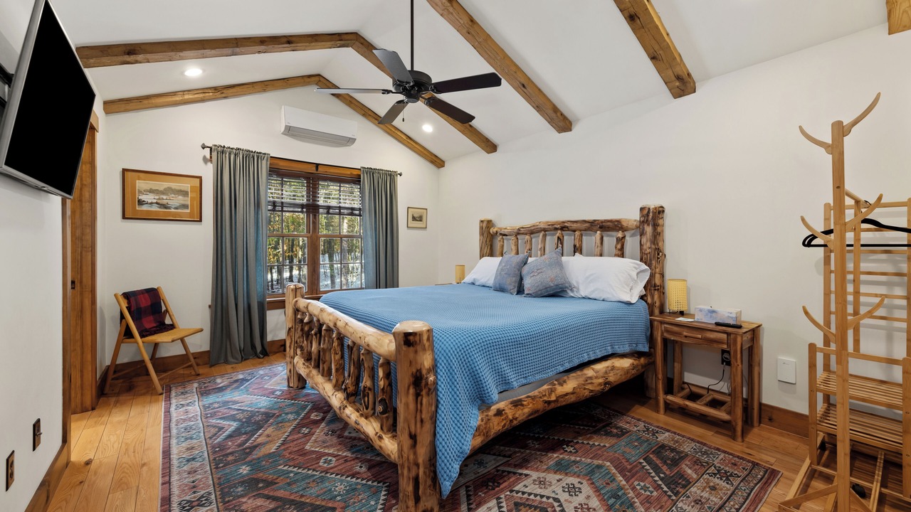 Photo of Bedroom in Jay