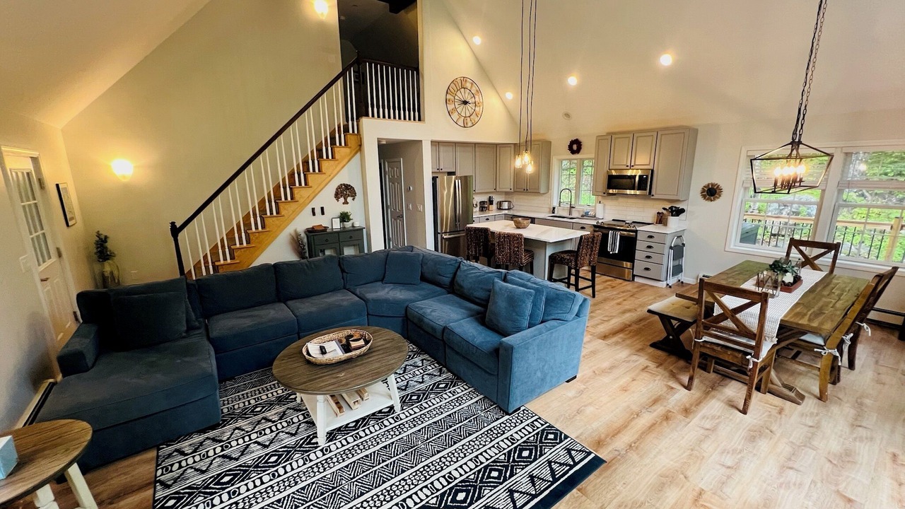 Photo of Livingroom in East Haven  Rutland County