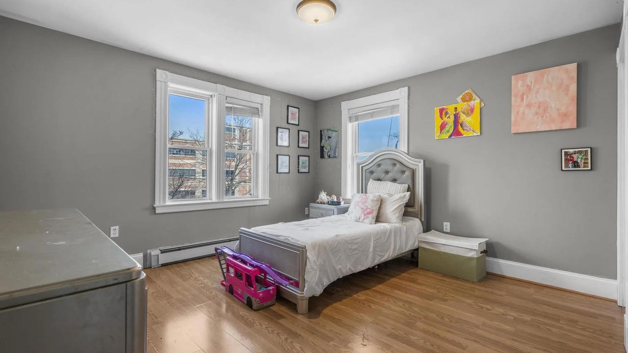 Photo of Bedroom in Asylum Hill