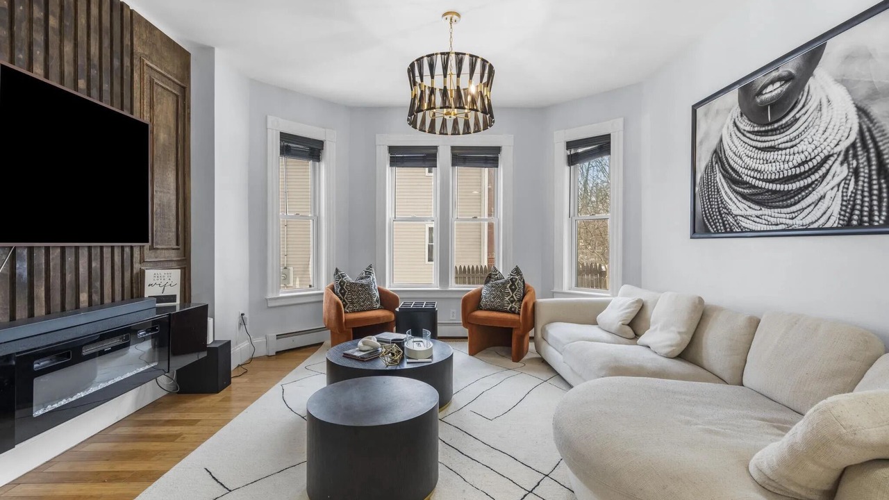 Photo of Livingroom in Asylum Hill