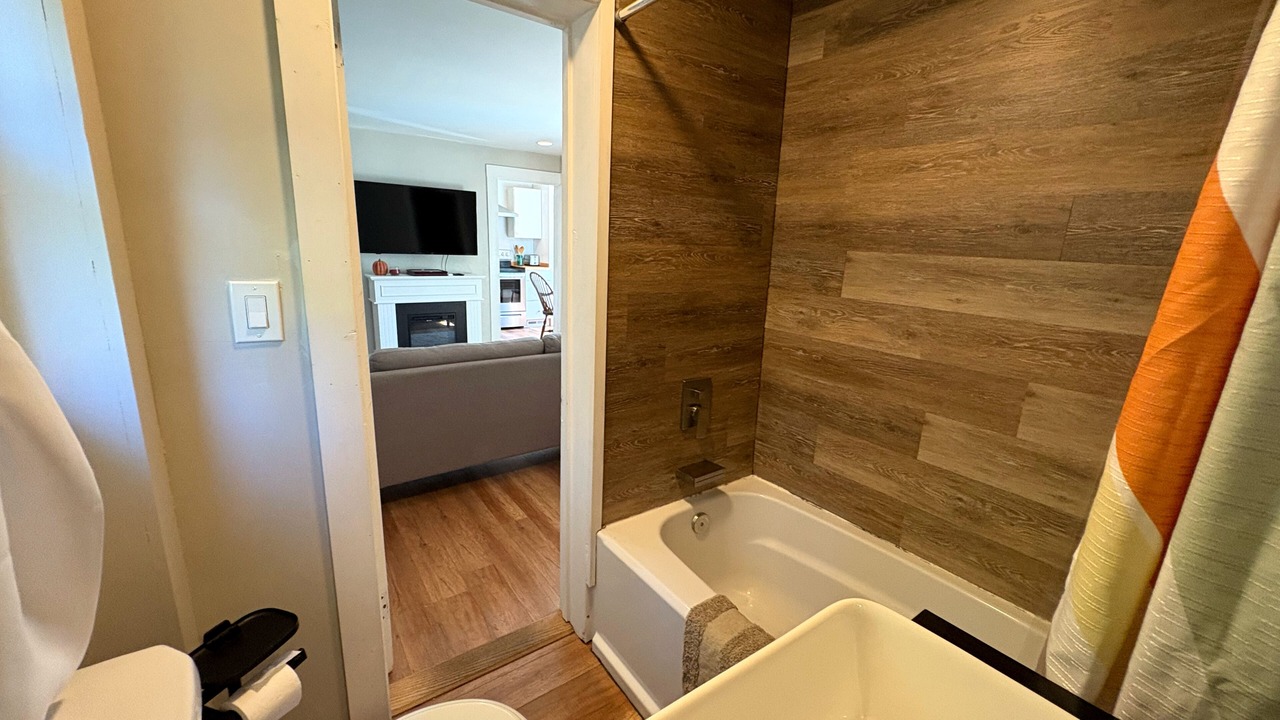 Photo of Bathroom in Greenfield