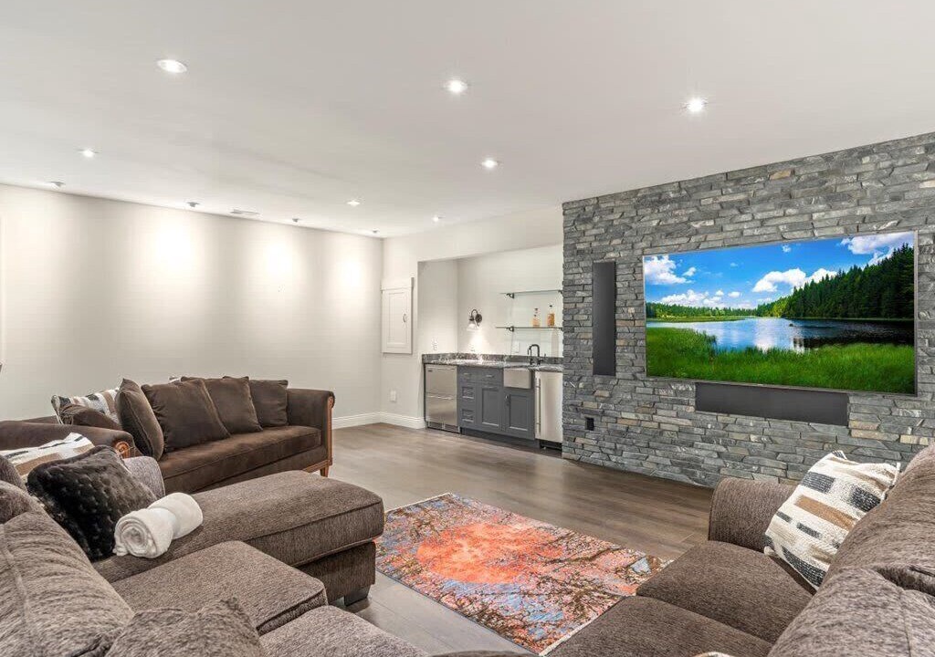 Photo of Livingroom in Crosslake