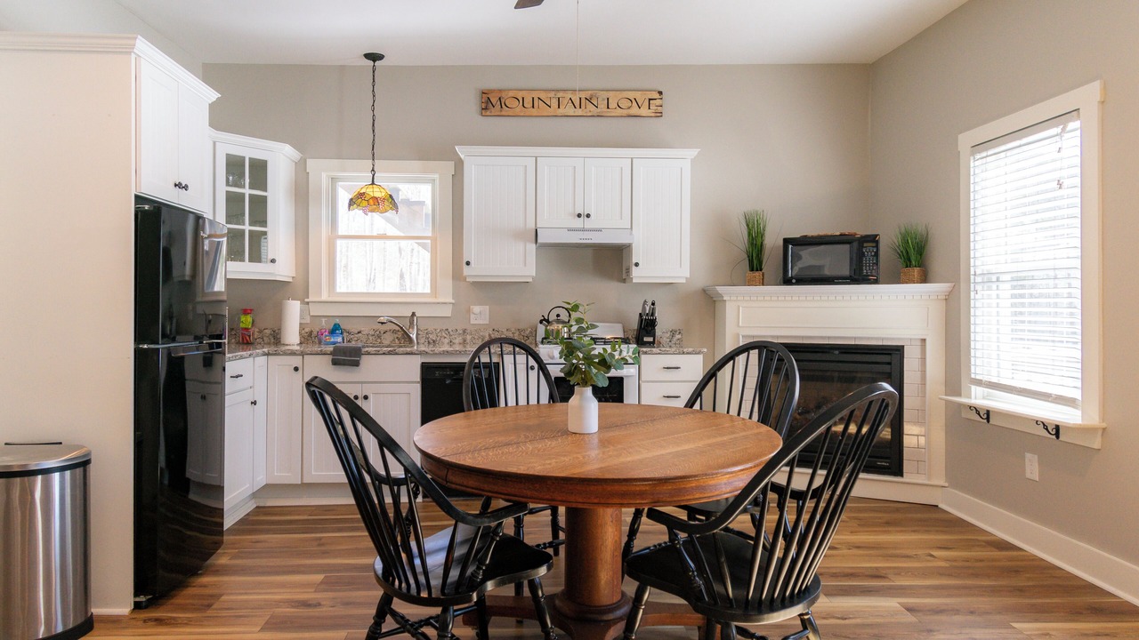 Photo of Kitchen in Intervale