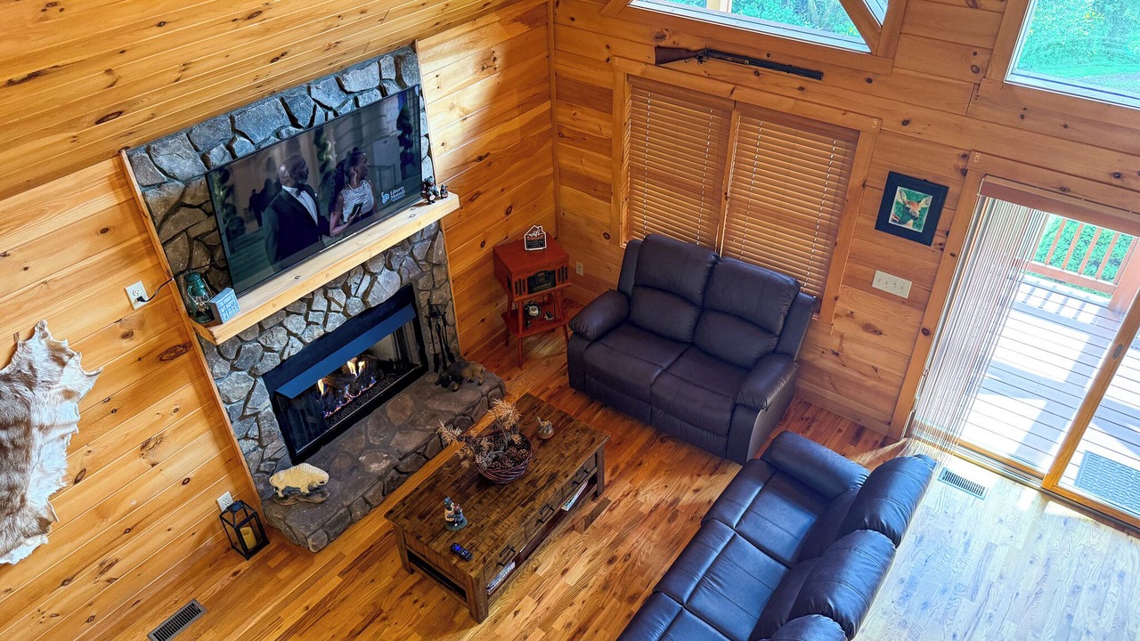 Photo of Livingroom in Grassy Creek