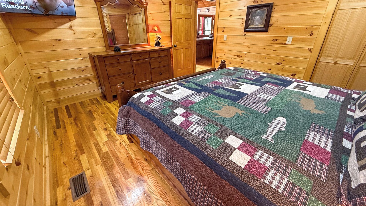 Photo of Bedroom in Grassy Creek