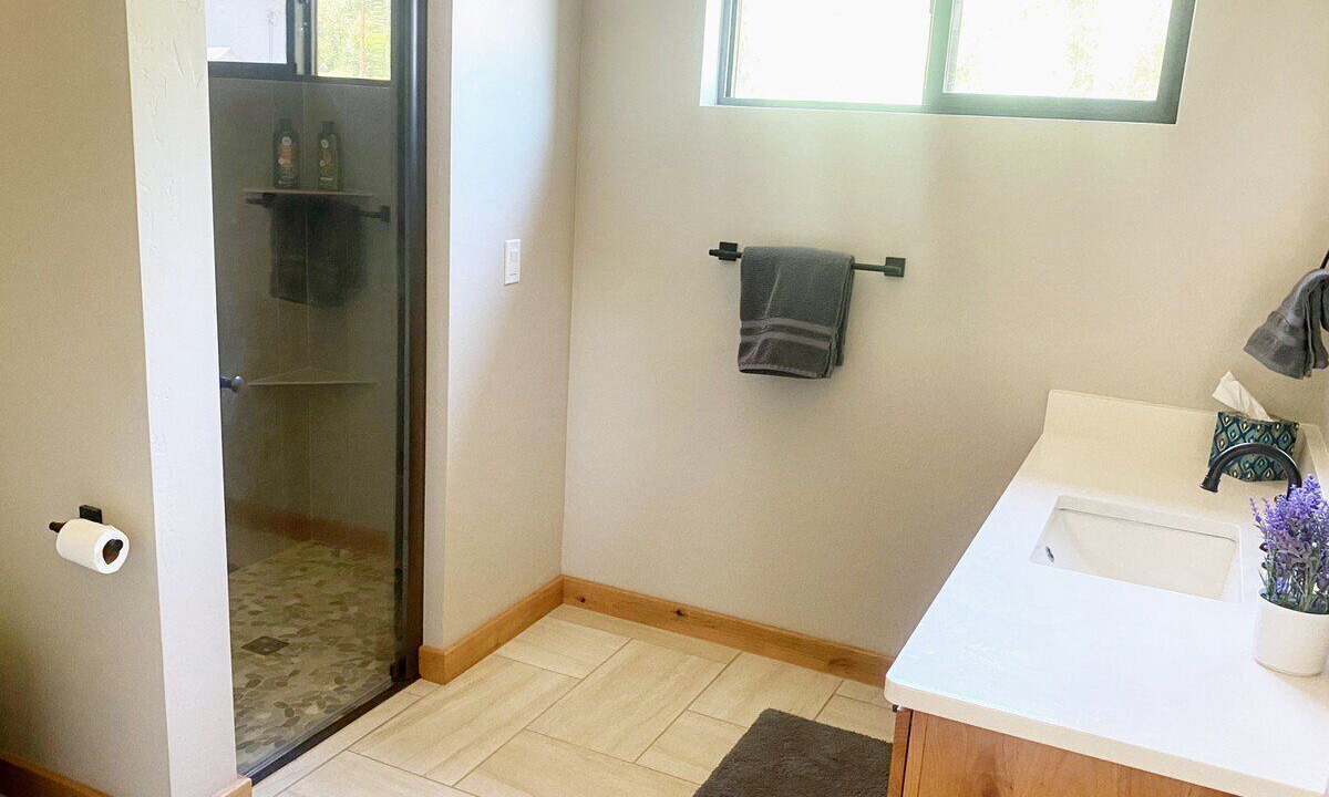 Photo of Bathroom in Del Norte