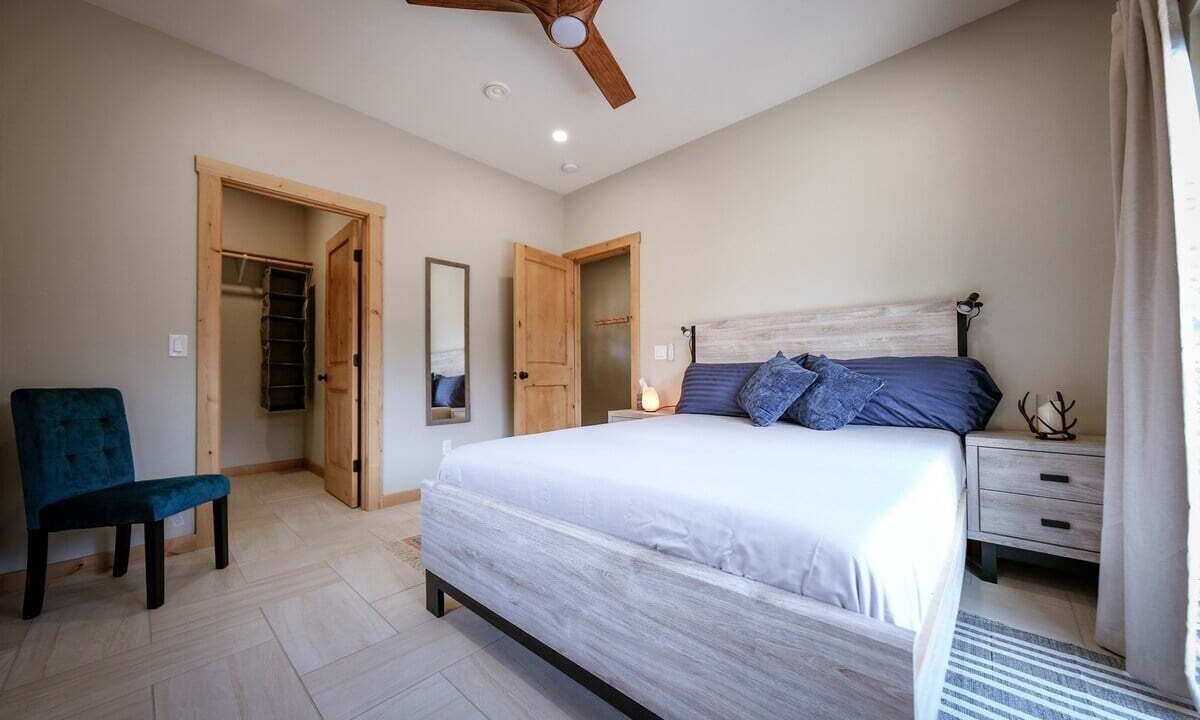 Photo of Bedroom in Del Norte